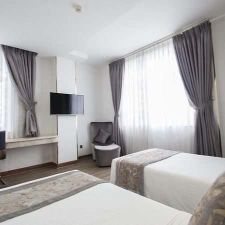 Acnos Grand Hotel Хошимин Экстерьер фото